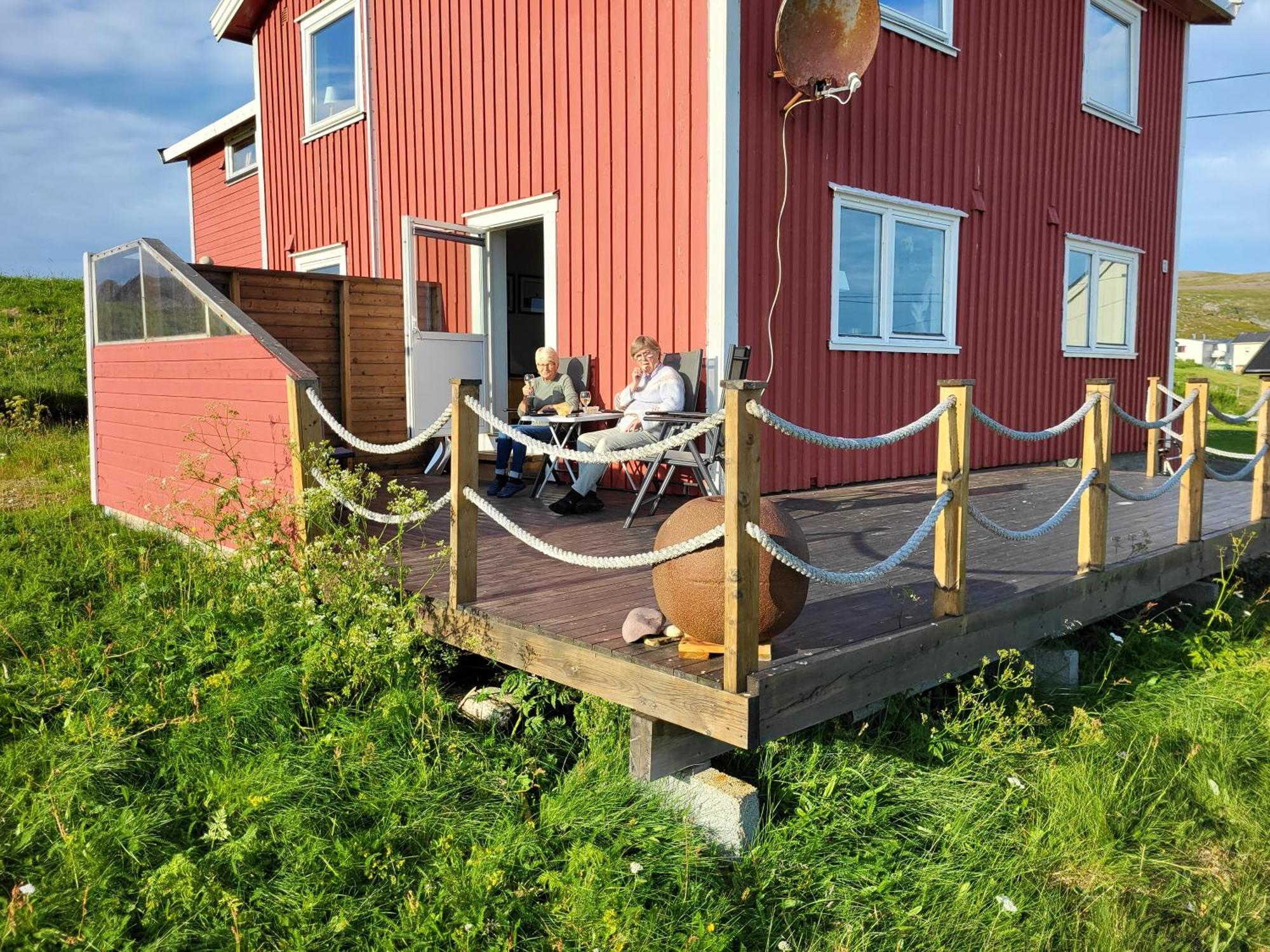 Feriehus Ved Barentshavet - Holiday Home By The Barents Sea Ytre Kiberg Buitenkant foto